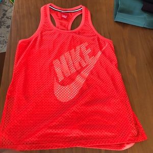 Nike women’s tank top